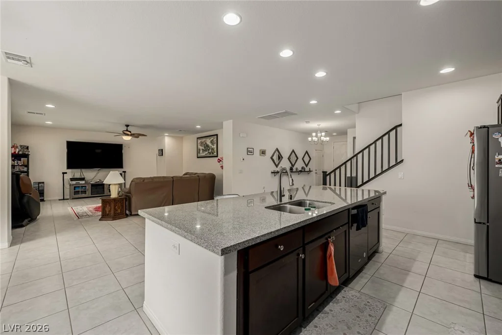 4643 Eagle Nest Peak, Las Vegas, NV 89129