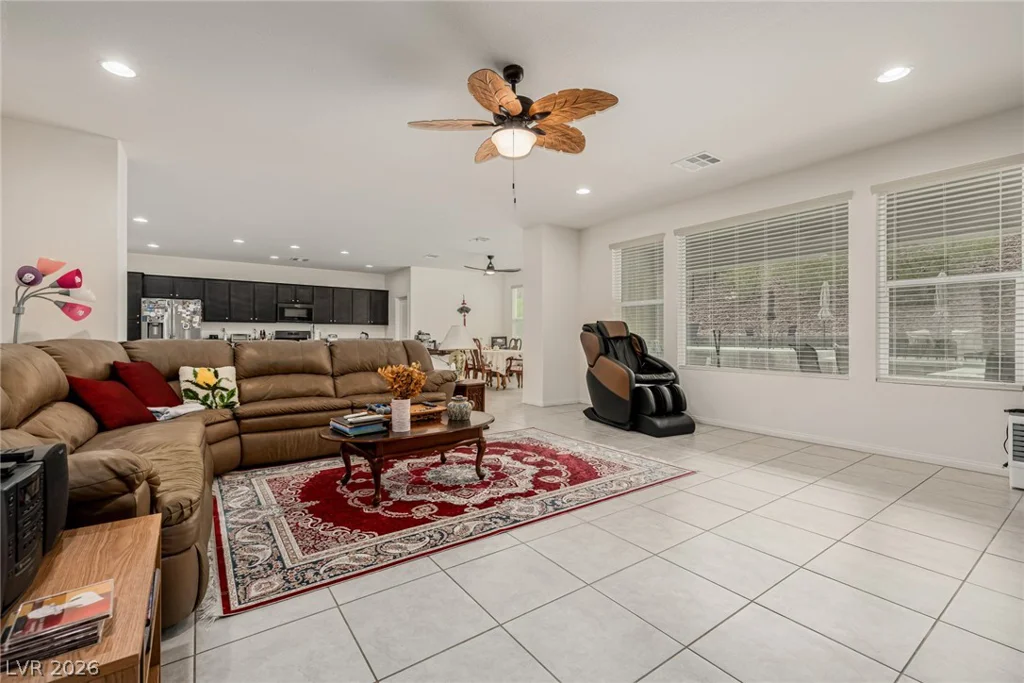 4643 Eagle Nest Peak, Las Vegas, NV 89129