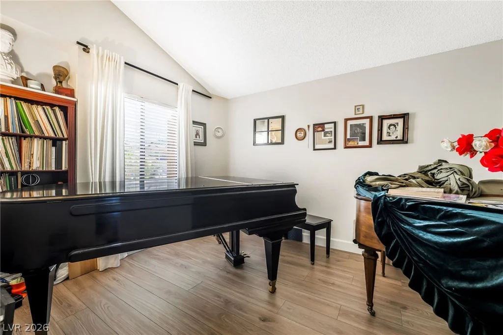 140 Carriage, Henderson, NV 89074