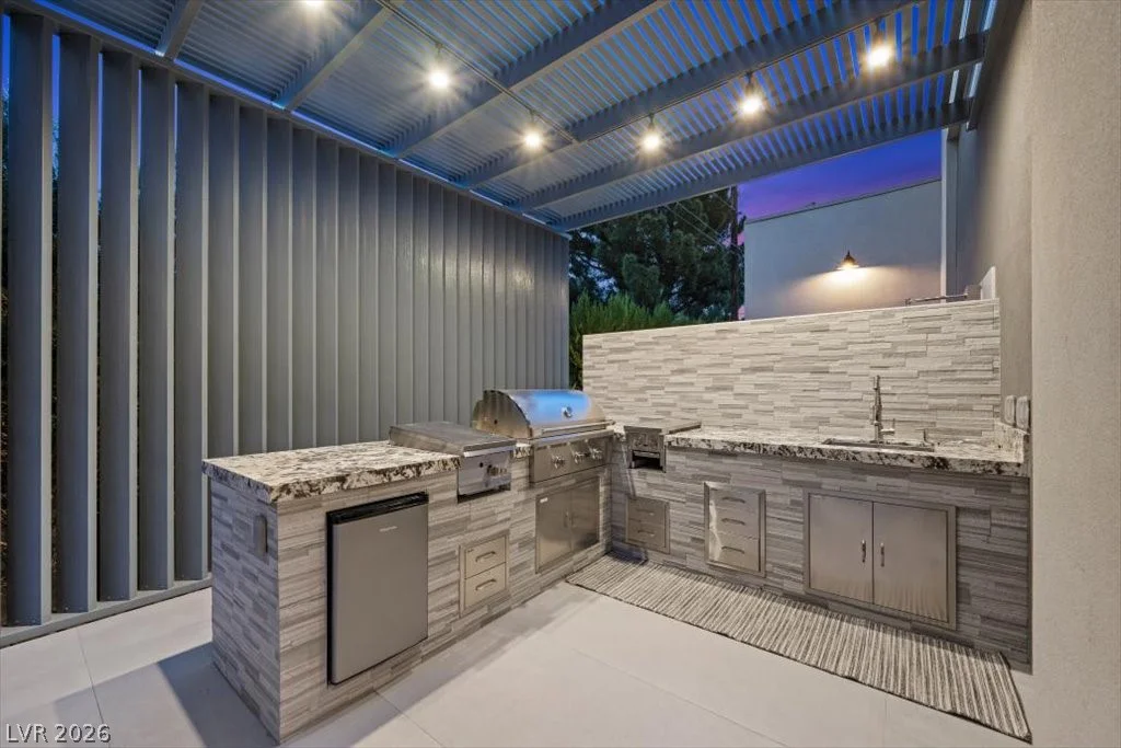 2904 Candelaria, Henderson, NV 89074