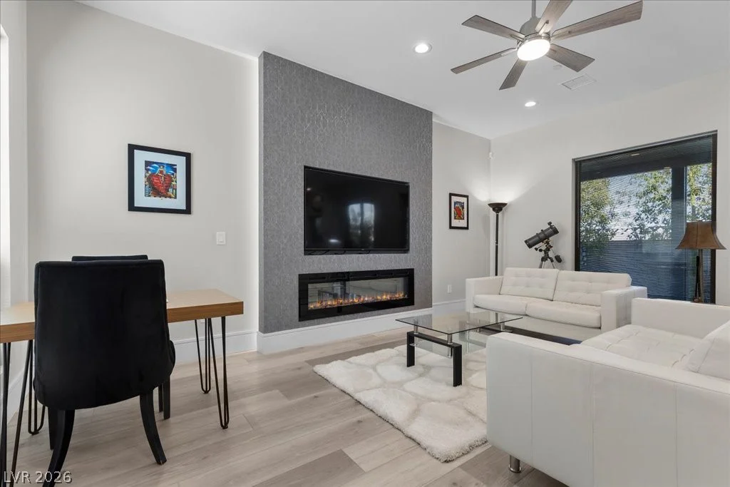 2904 Candelaria, Henderson, NV 89074