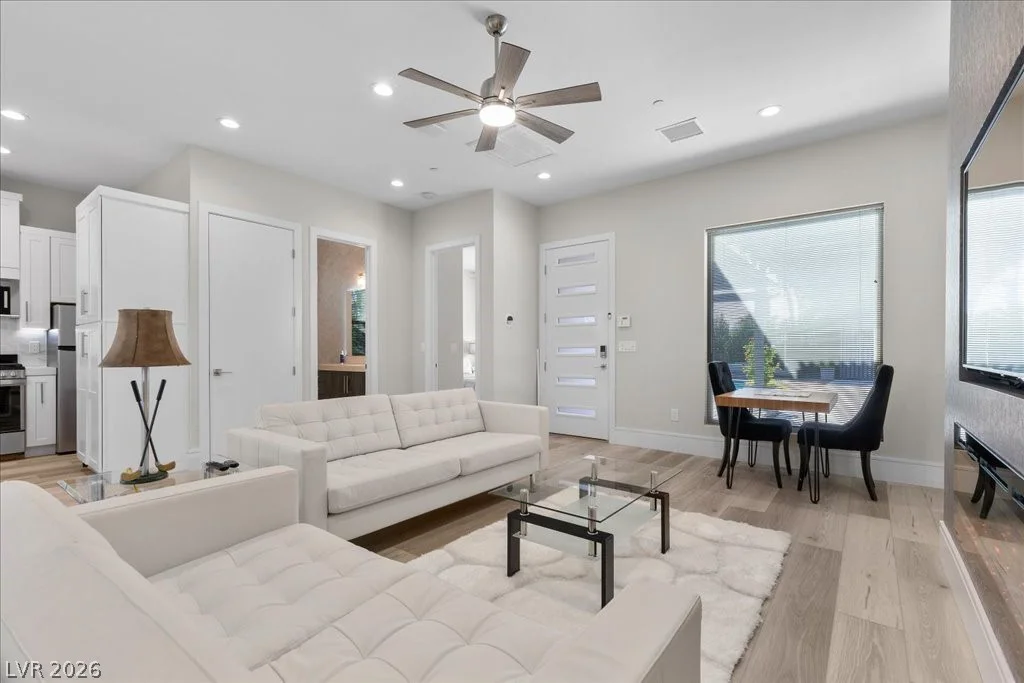 2904 Candelaria, Henderson, NV 89074