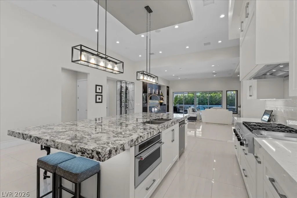 2904 Candelaria, Henderson, NV 89074