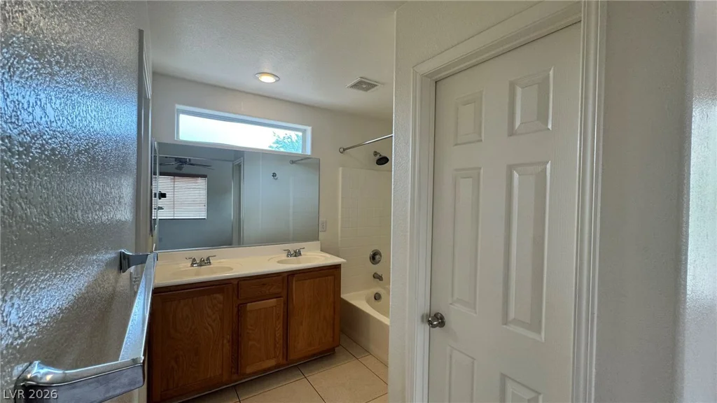9967 Carrizo Springs, Las Vegas, NV 89148