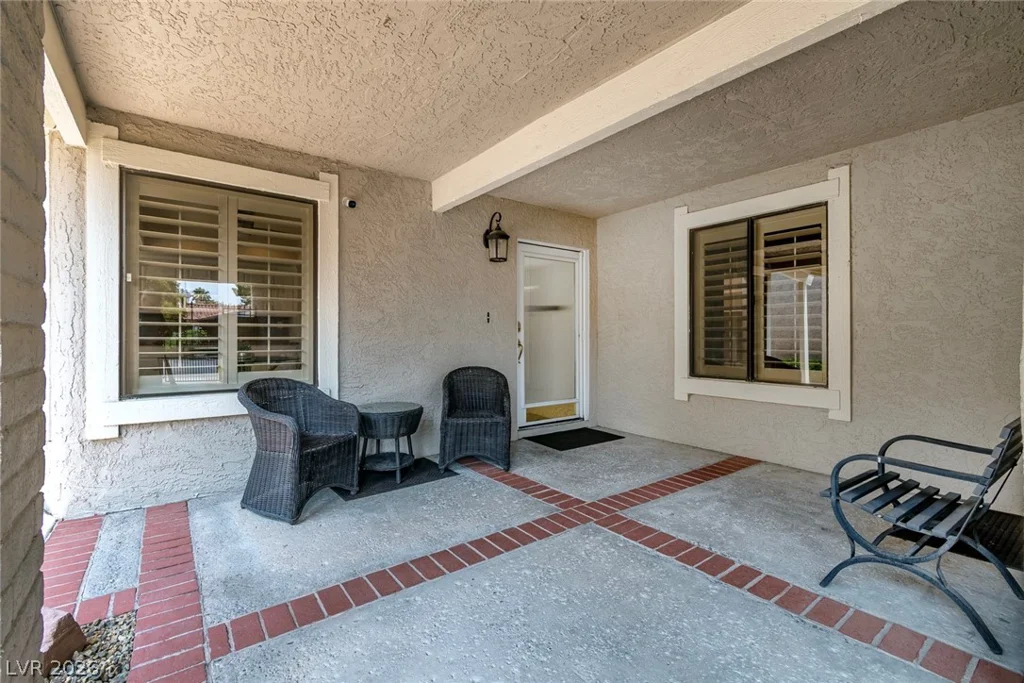 2312 Plaza Del Prado, Las Vegas, NV 89102