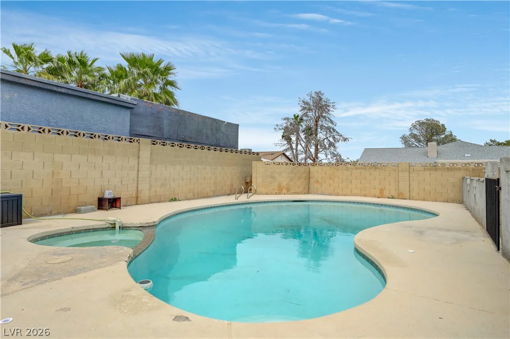 120 Highland, Henderson, NV 89015