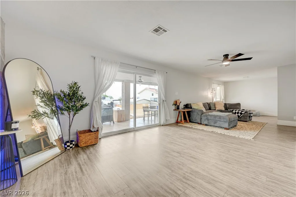 120 Highland, Henderson, NV 89015