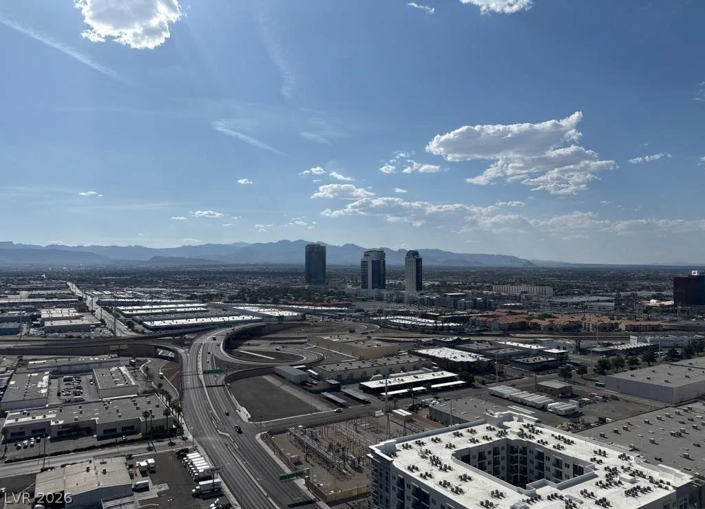 4525 Dean Martin, Las Vegas, NV 89103