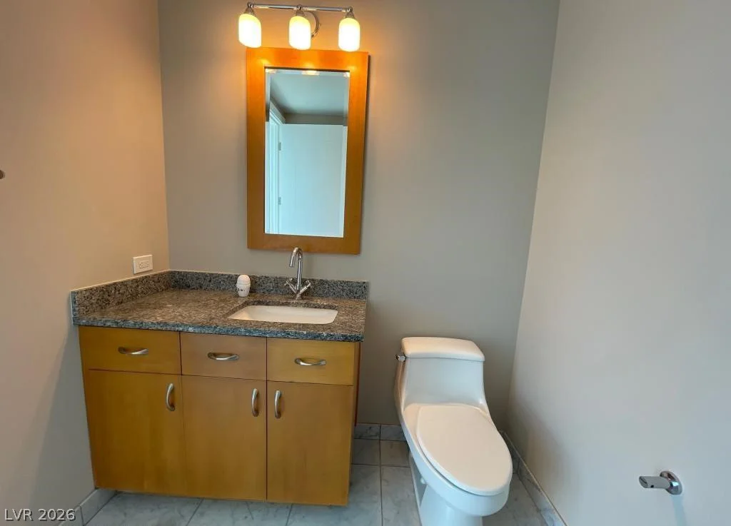 4525 Dean Martin, Las Vegas, NV 89103