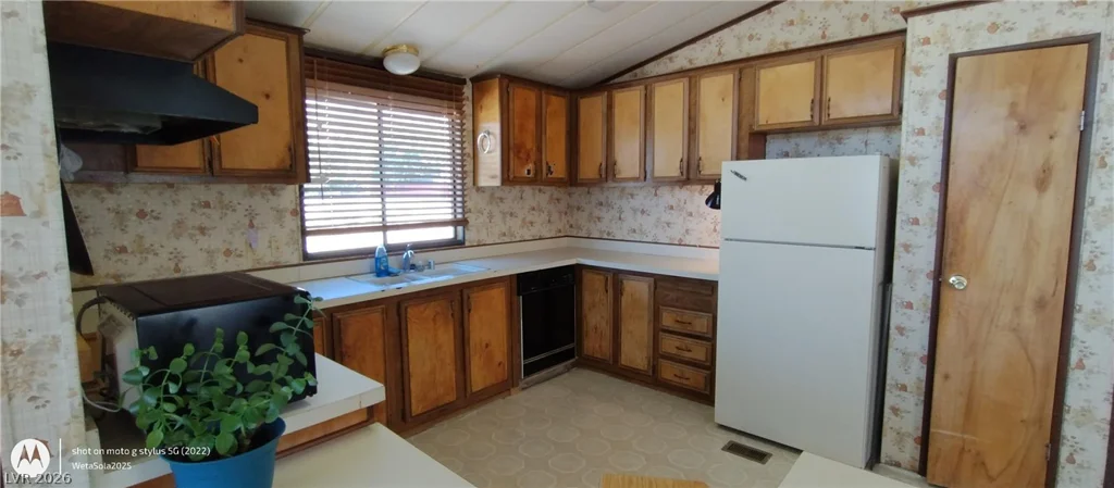 216 Montana, Tonopah, NV 89049