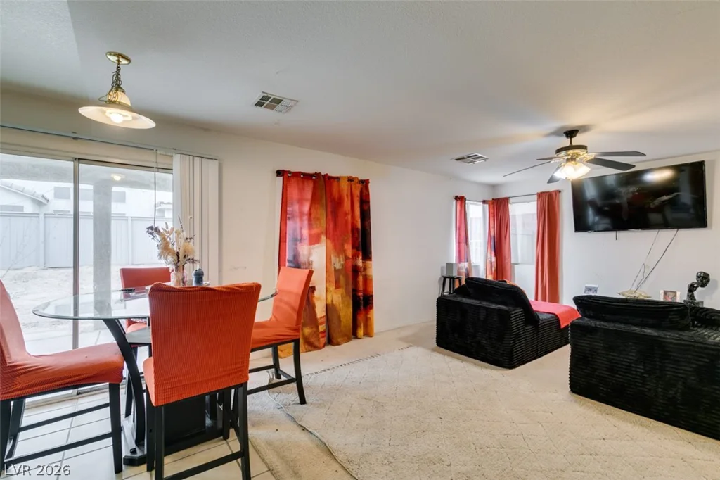 827 Royalmile, North Las Vegas, NV 89032