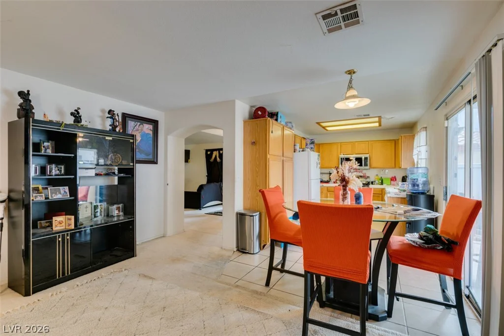 827 Royalmile, North Las Vegas, NV 89032