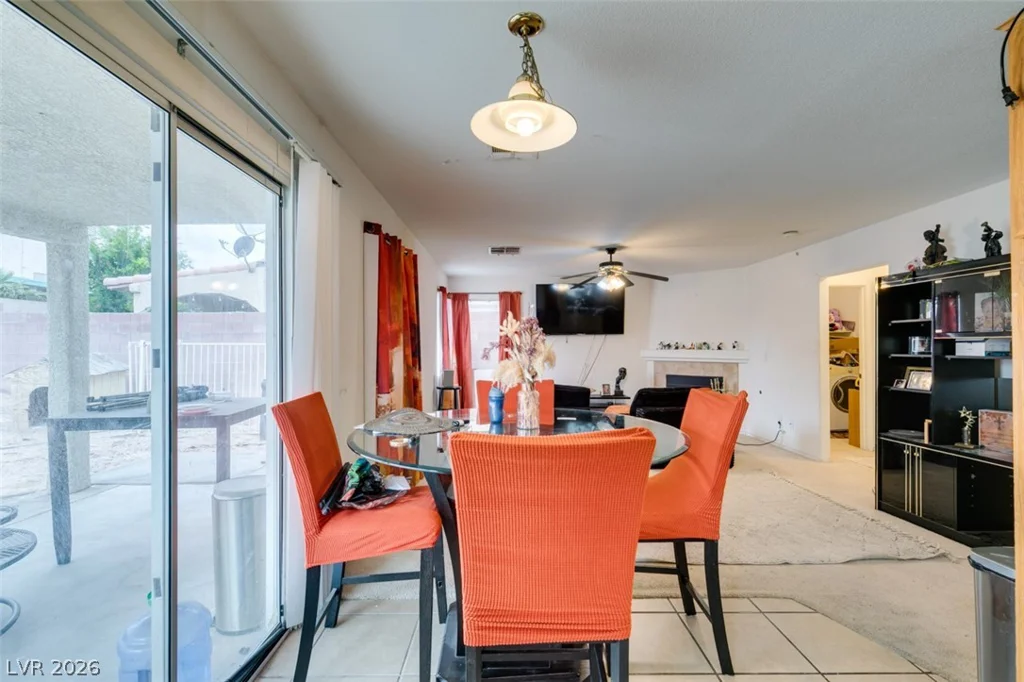 827 Royalmile, North Las Vegas, NV 89032