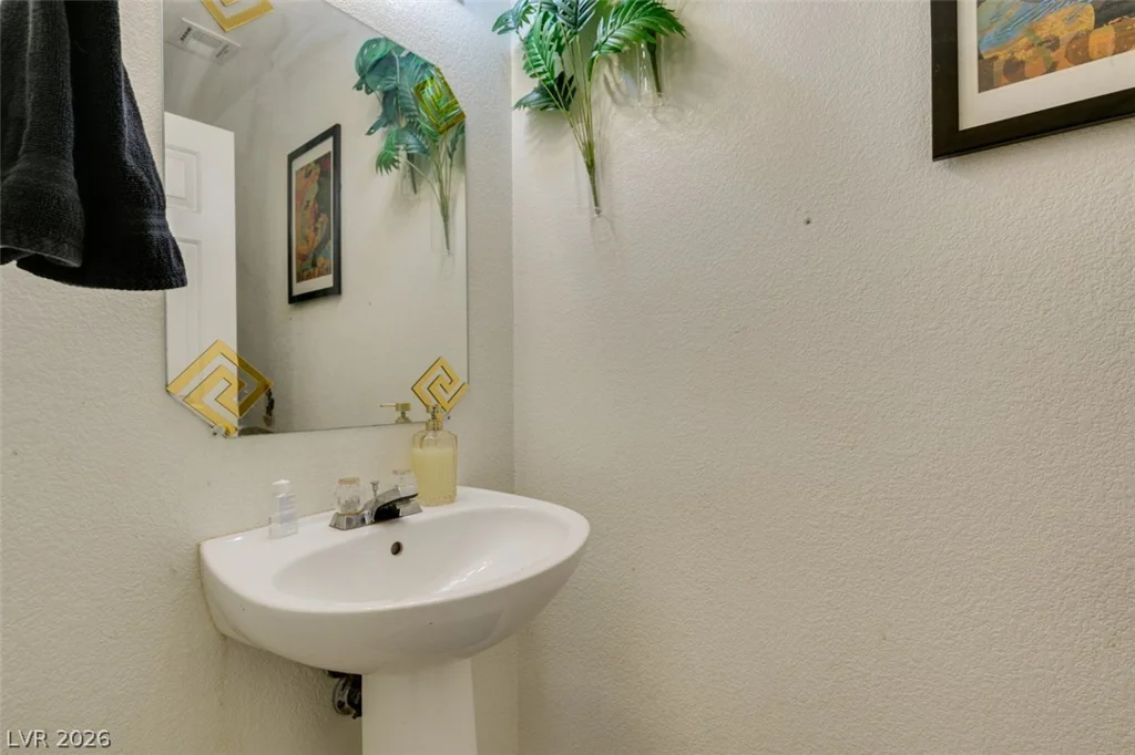 827 Royalmile, North Las Vegas, NV 89032