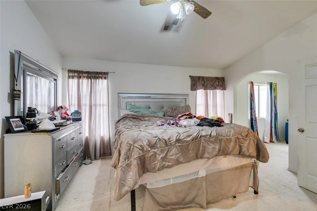 827 Royalmile, North Las Vegas, NV 89032