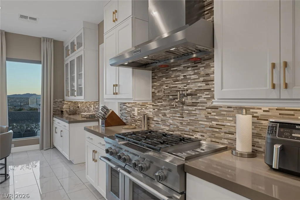 2171 King Crest, Henderson, NV 89052