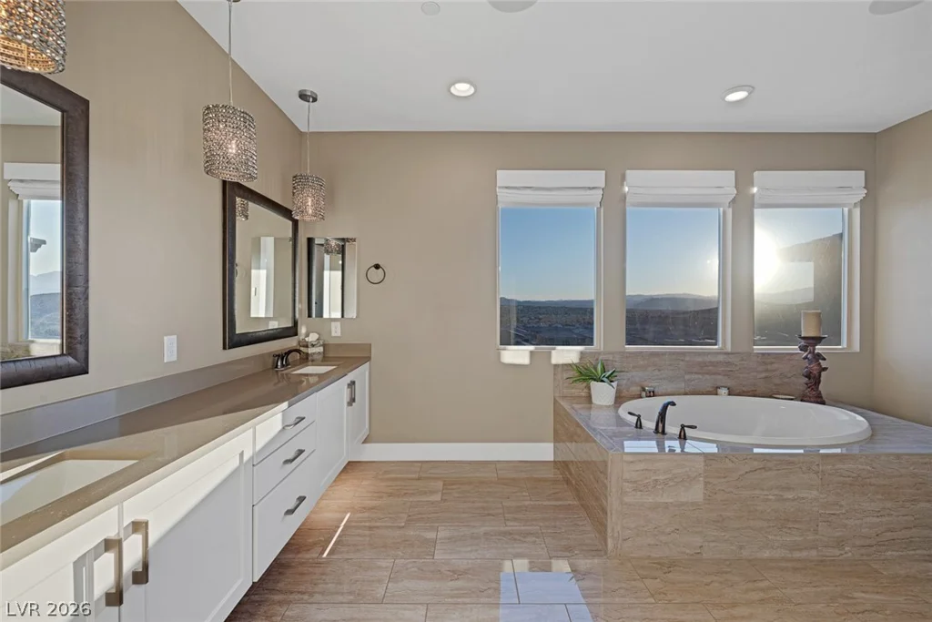2171 King Crest, Henderson, NV 89052