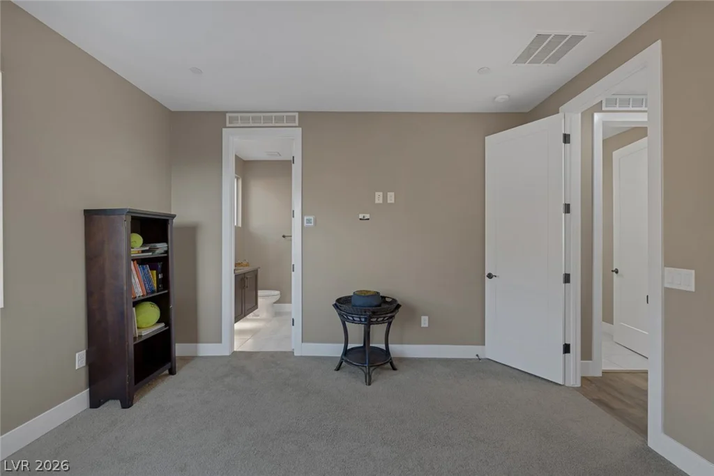 2171 King Crest, Henderson, NV 89052
