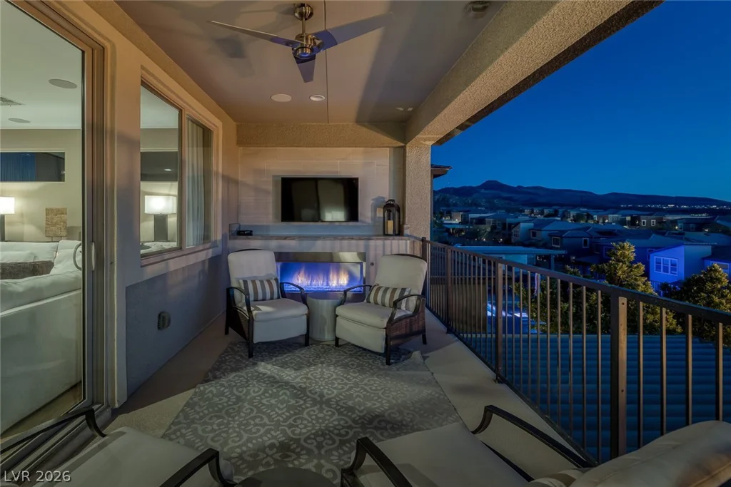 2171 King Crest, Henderson, NV 89052