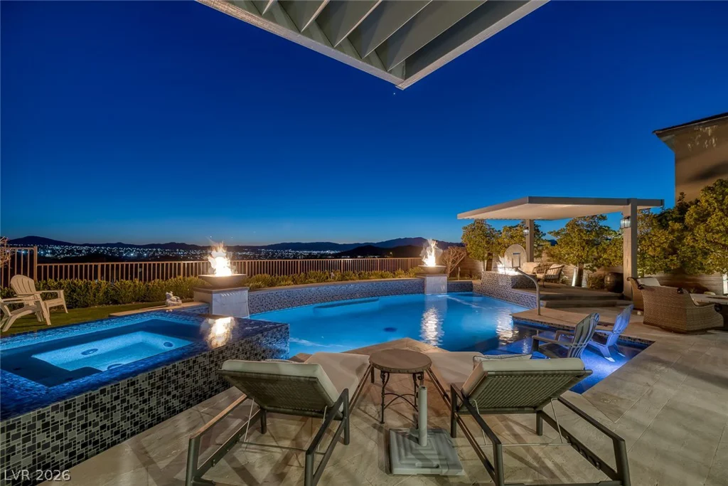 2171 King Crest, Henderson, NV 89052