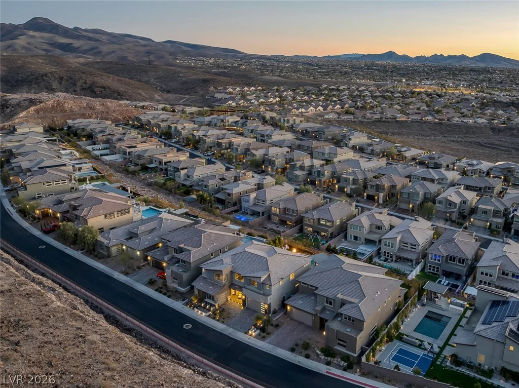 2171 King Crest, Henderson, NV 89052