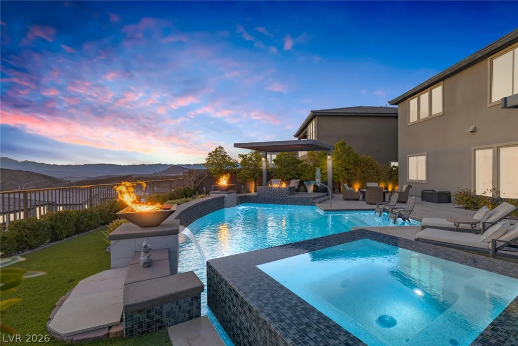 2171 King Crest, Henderson, NV 89052