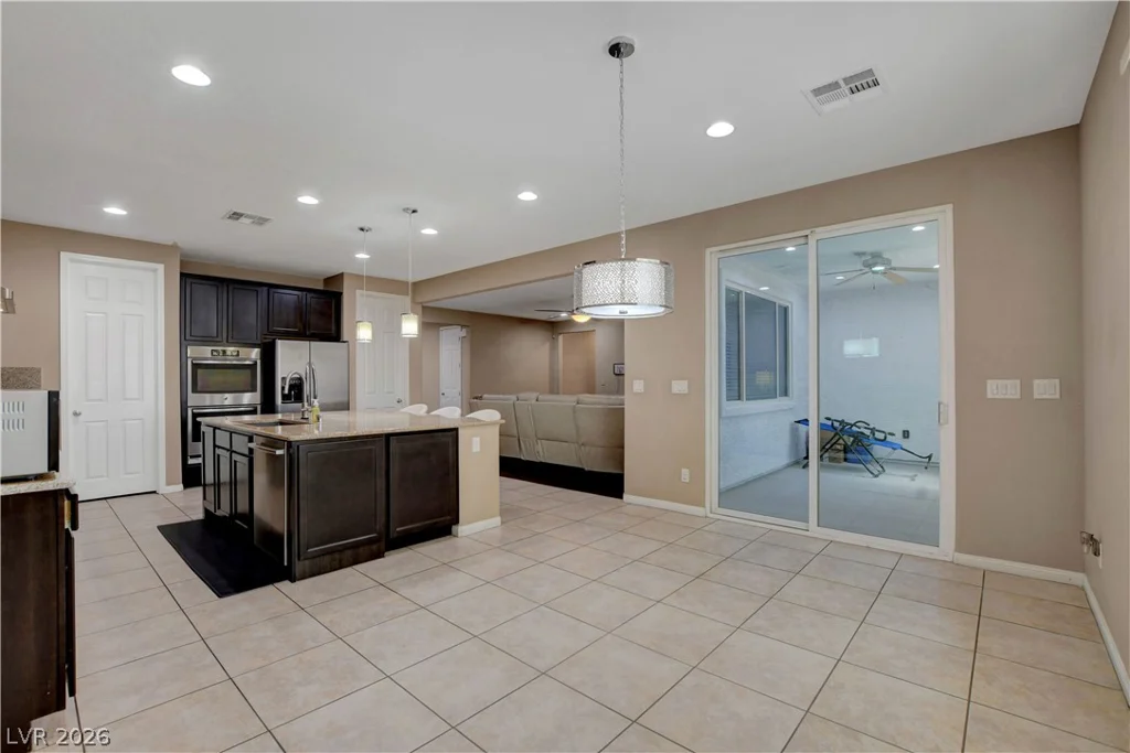 3905 Vincelli, North Las Vegas, NV 89031
