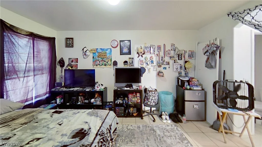 2101 Sun, North Las Vegas, NV 89030