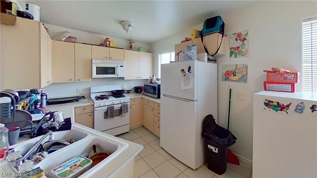 2101 Sun, North Las Vegas, NV 89030