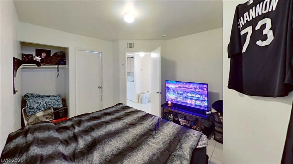 2101 Sun, North Las Vegas, NV 89030