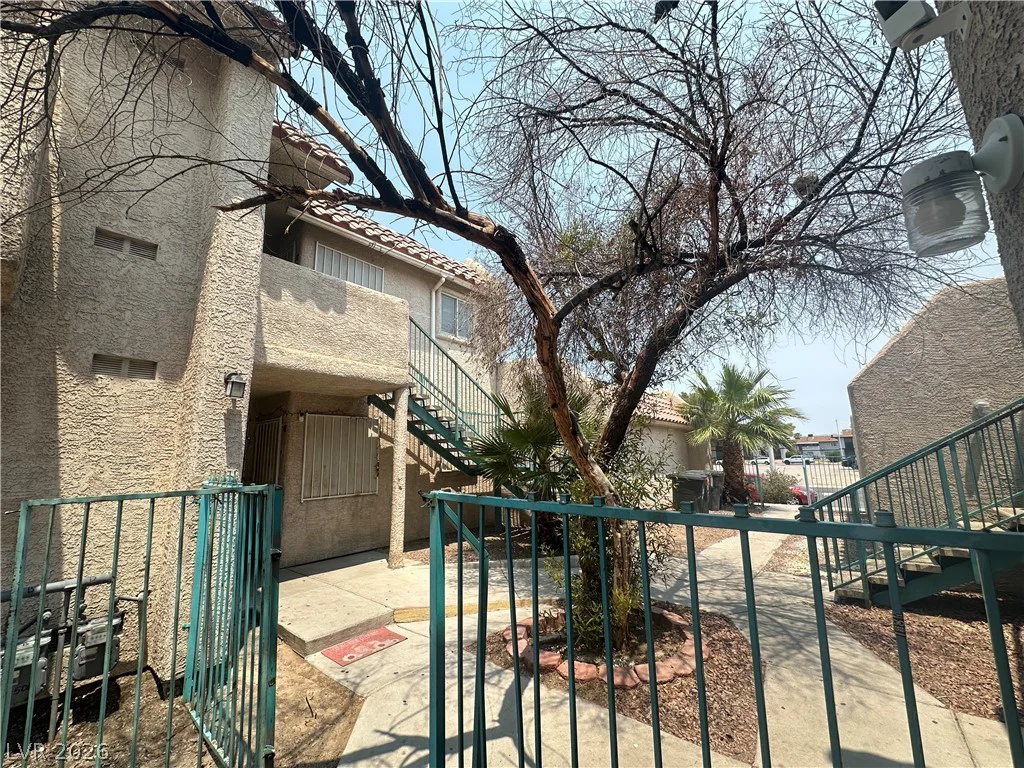 2101 Sun, North Las Vegas, NV 89030