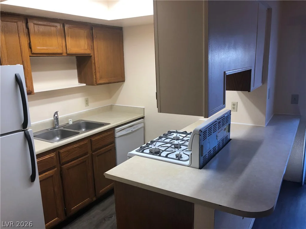 585 Sellers, Henderson, NV 89011