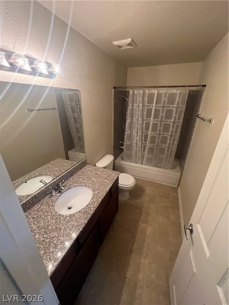 5350 River Glen, Las Vegas, NV 89103