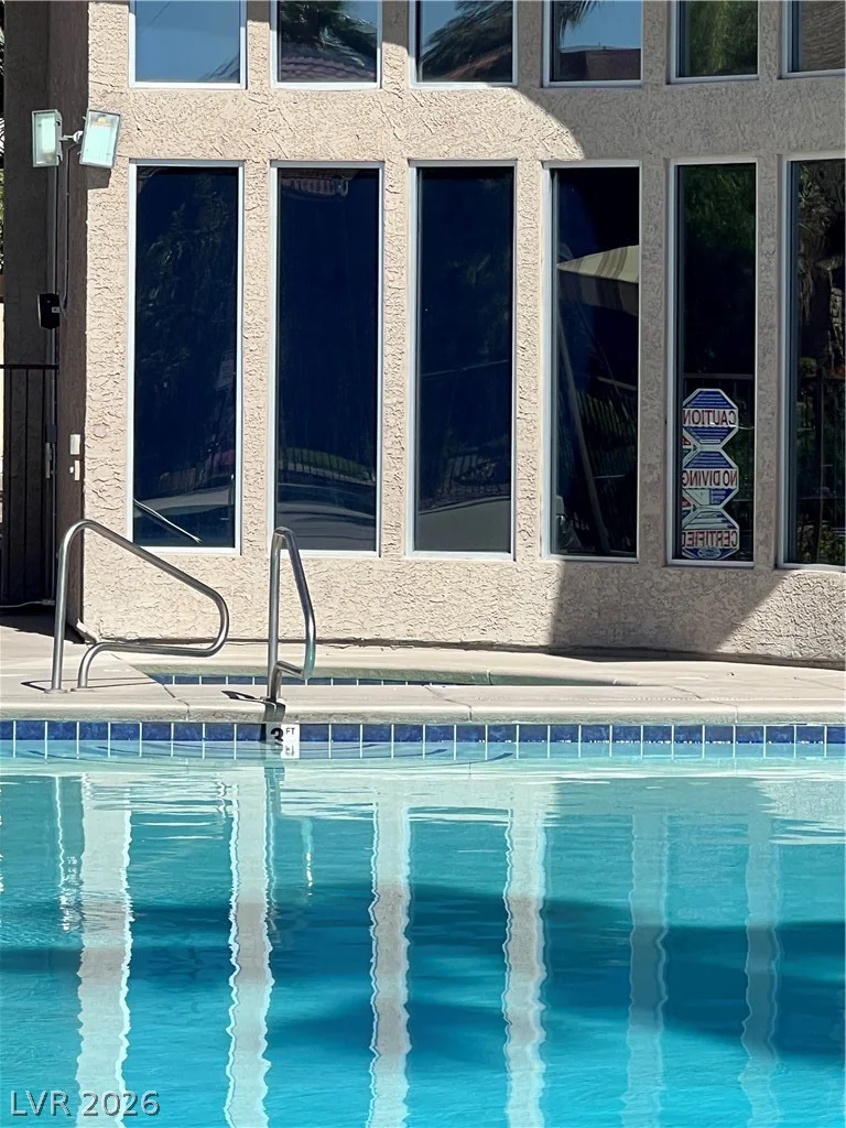 5350 River Glen, Las Vegas, NV 89103