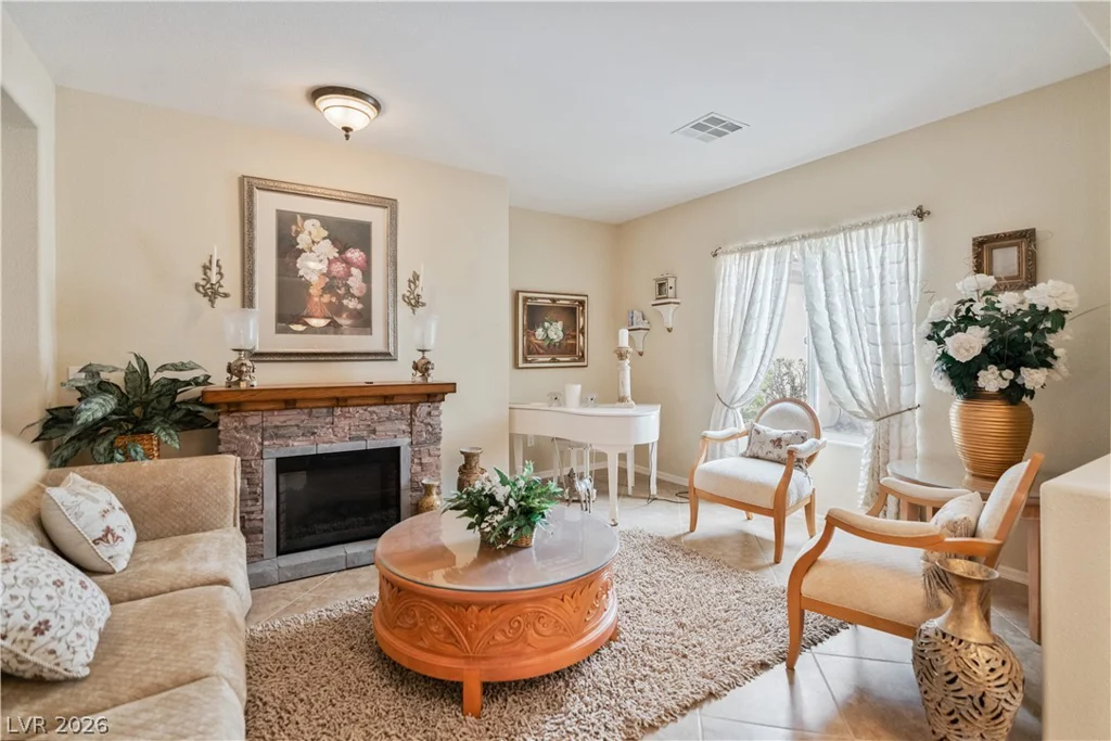 2145 Falls City, Henderson, NV 89044