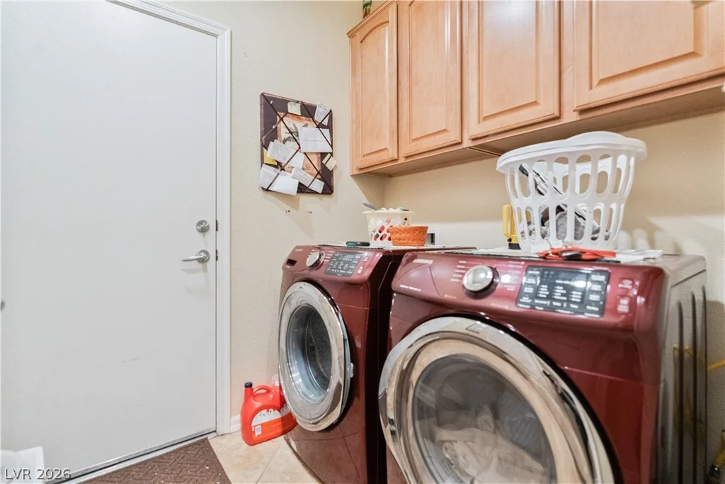 2145 Falls City, Henderson, NV 89044