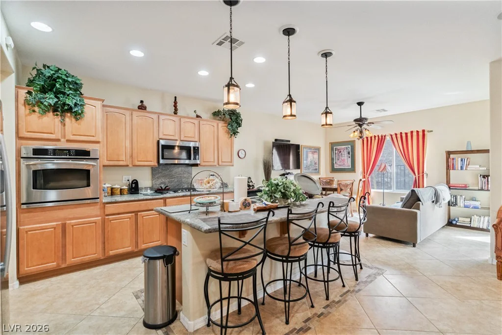 2145 Falls City, Henderson, NV 89044