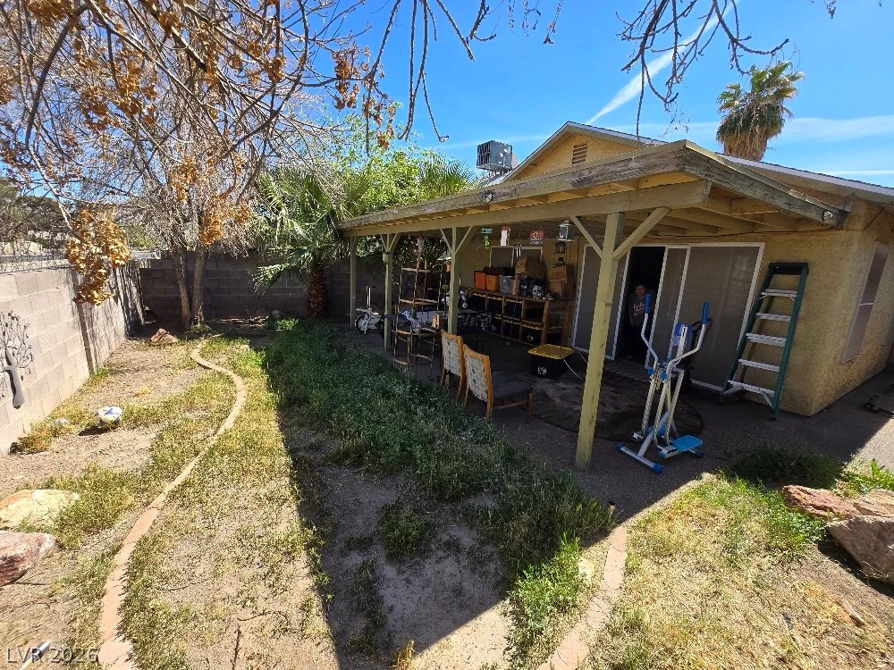 4037 Pelham, Las Vegas, NV 89110