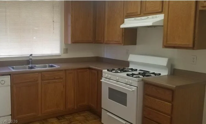 4037 Pelham, Las Vegas, NV 89110