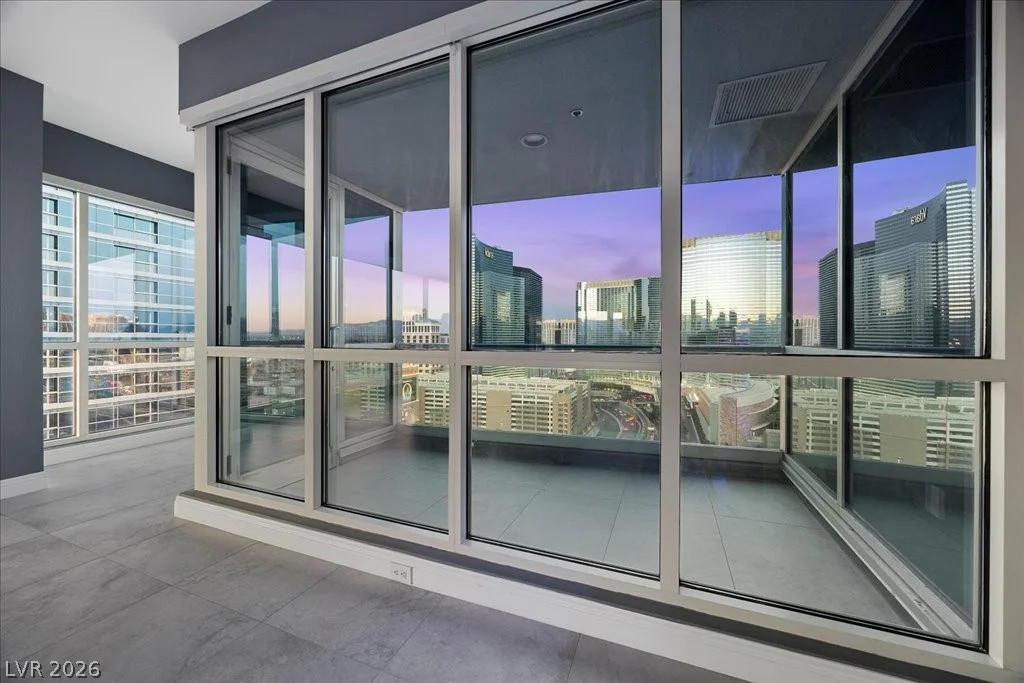 4525 Dean Martin, Las Vegas, NV 89103