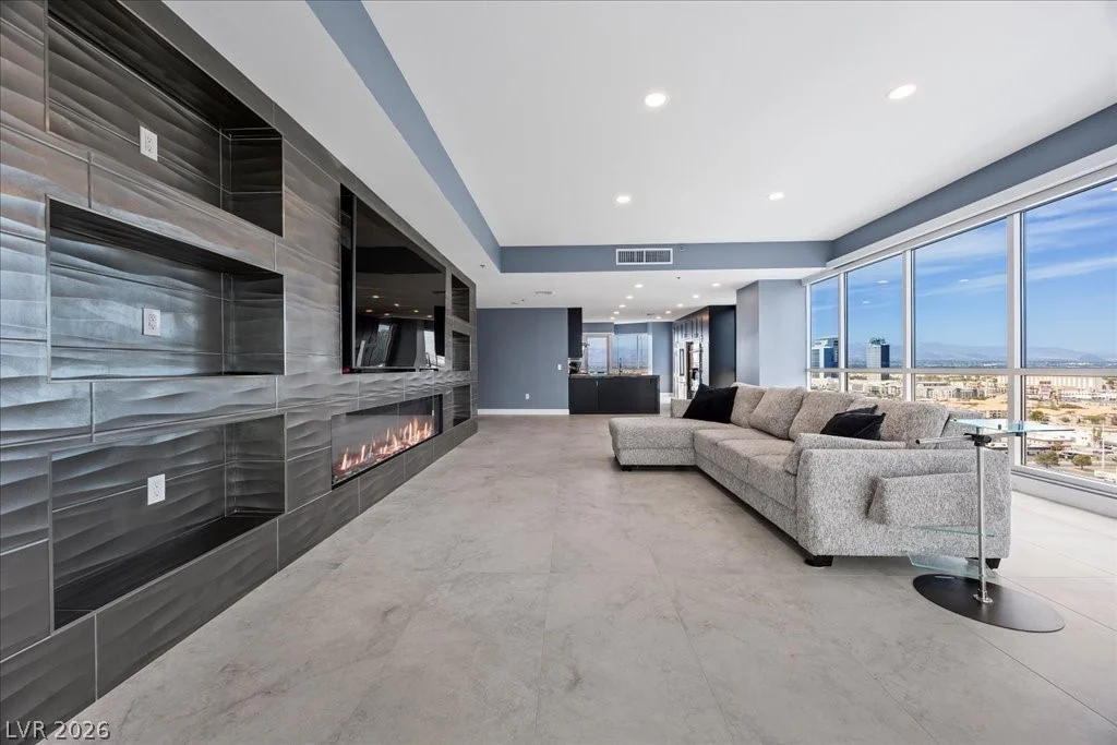 4525 Dean Martin, Las Vegas, NV 89103