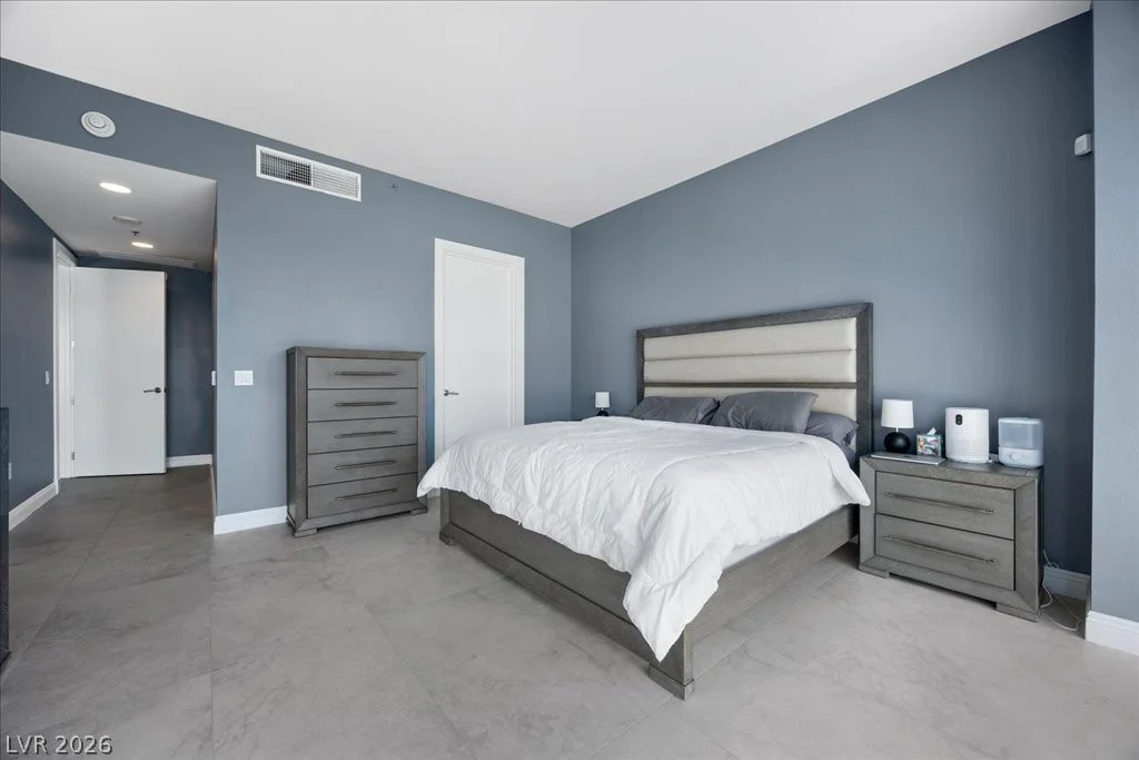 4525 Dean Martin, Las Vegas, NV 89103