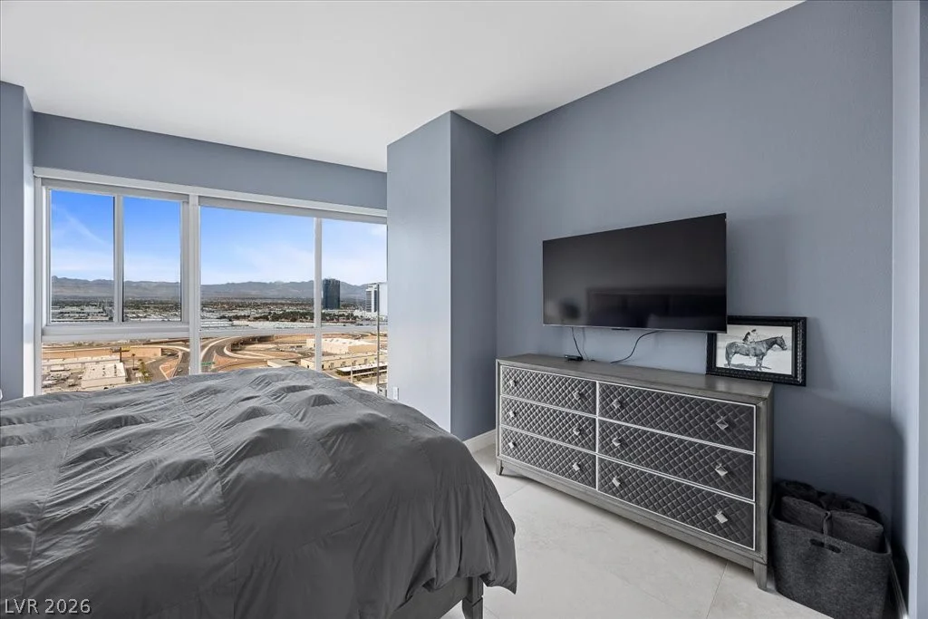 4525 Dean Martin, Las Vegas, NV 89103