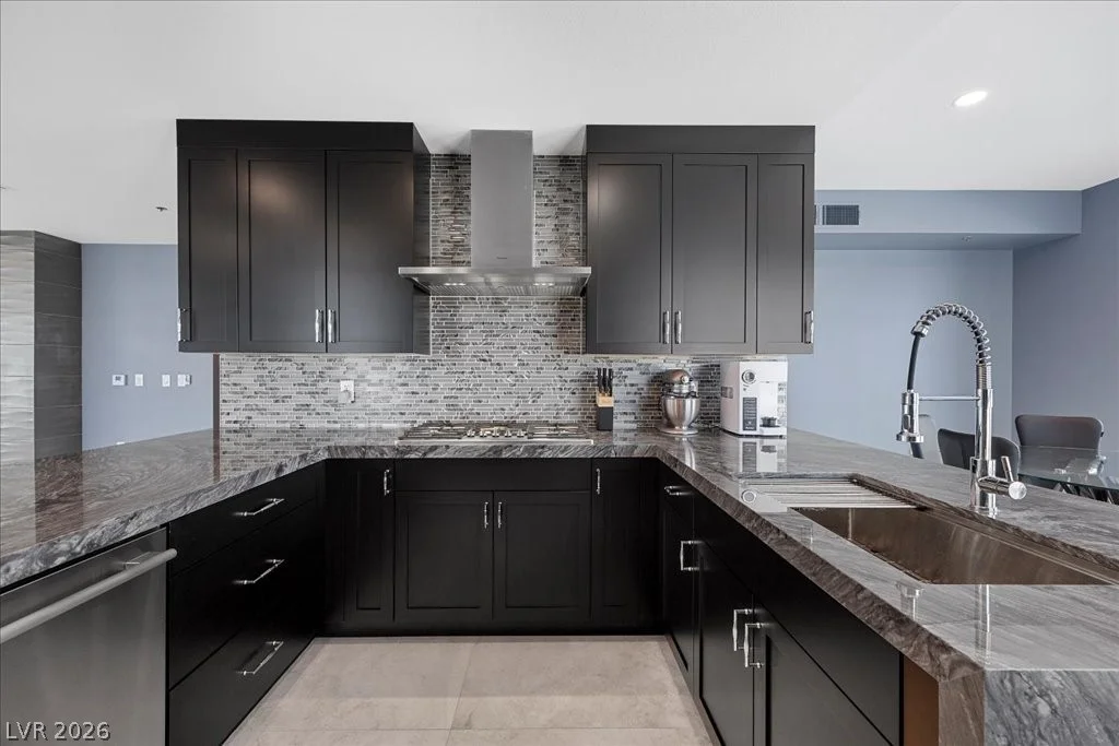 4525 Dean Martin, Las Vegas, NV 89103