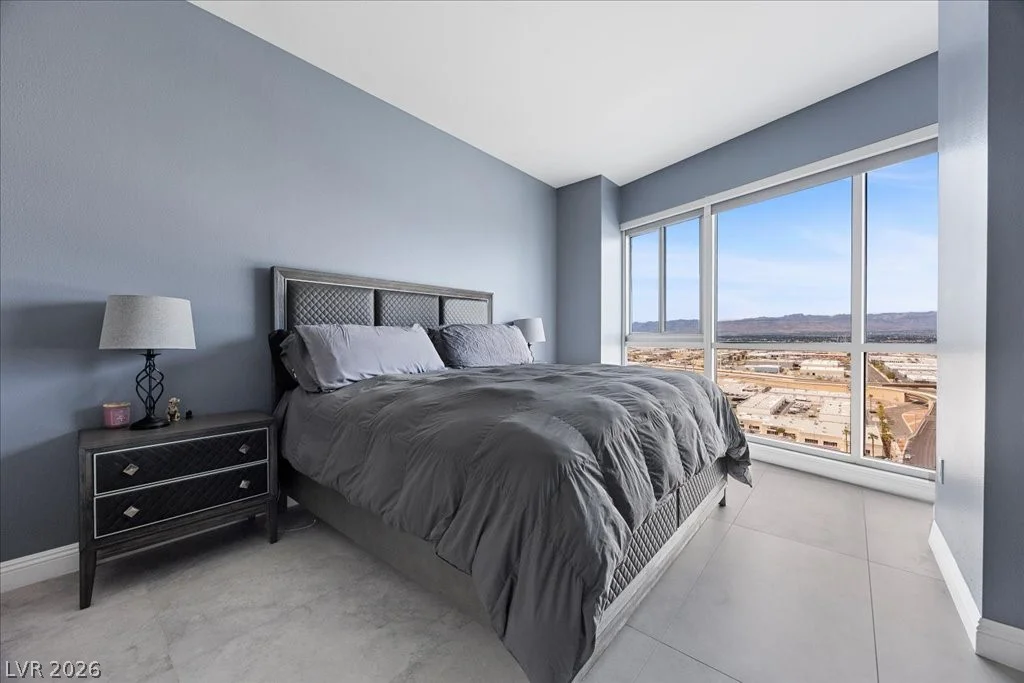 4525 Dean Martin, Las Vegas, NV 89103