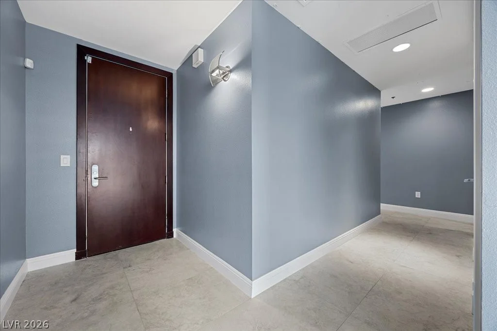 4525 Dean Martin, Las Vegas, NV 89103