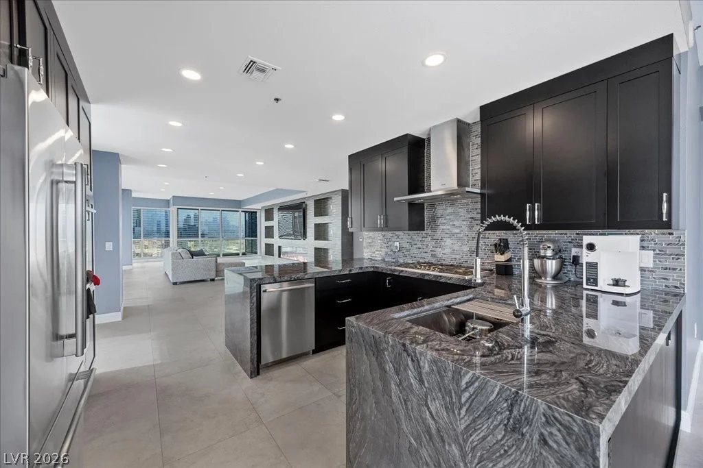 4525 Dean Martin, Las Vegas, NV 89103
