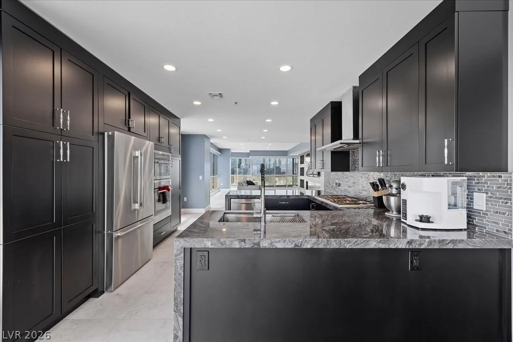 4525 Dean Martin, Las Vegas, NV 89103