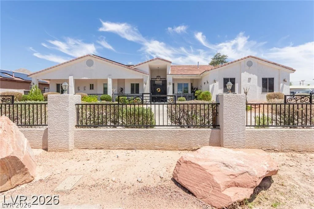 60 Fogg, Las Vegas, NV 89110