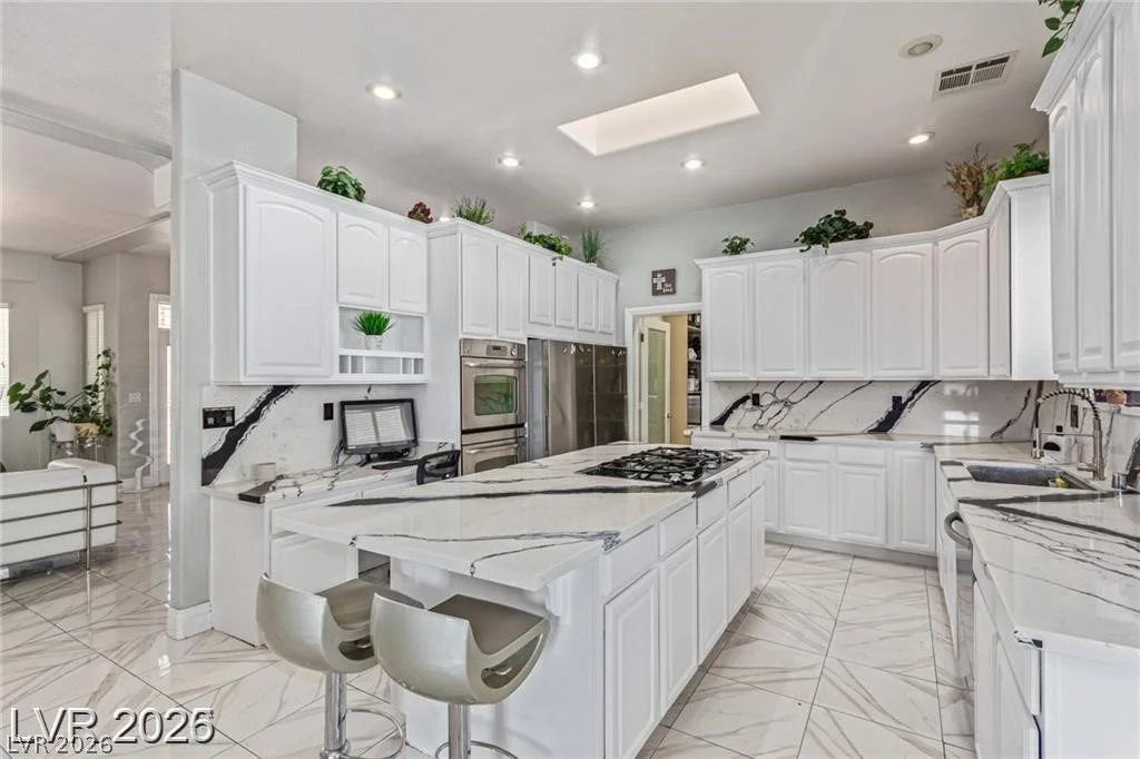 60 Fogg, Las Vegas, NV 89110